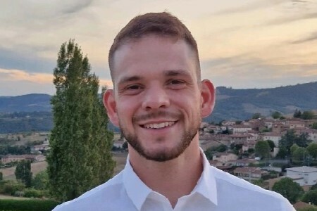 Chez Louise - Julie et Céline Chez Louise - Julie et Céline